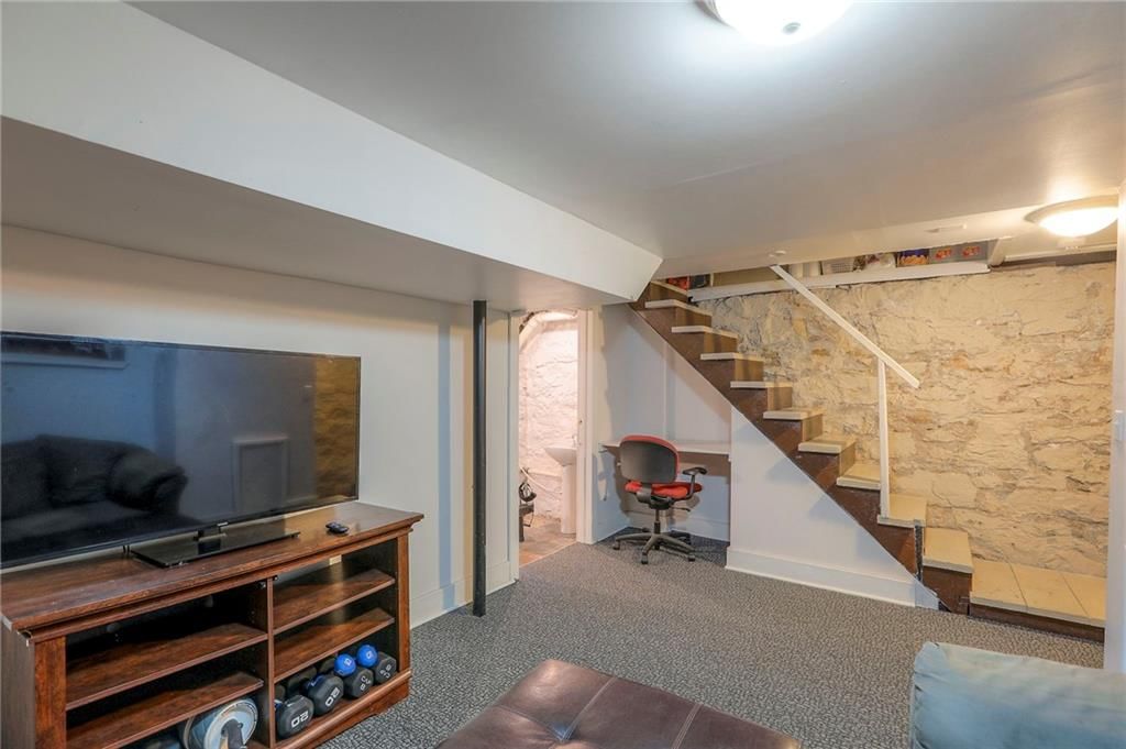 6541 EDGEVALE Road — photo 35