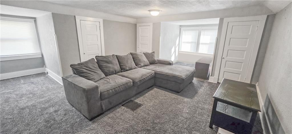 111 W Clara Avenue — photo 30