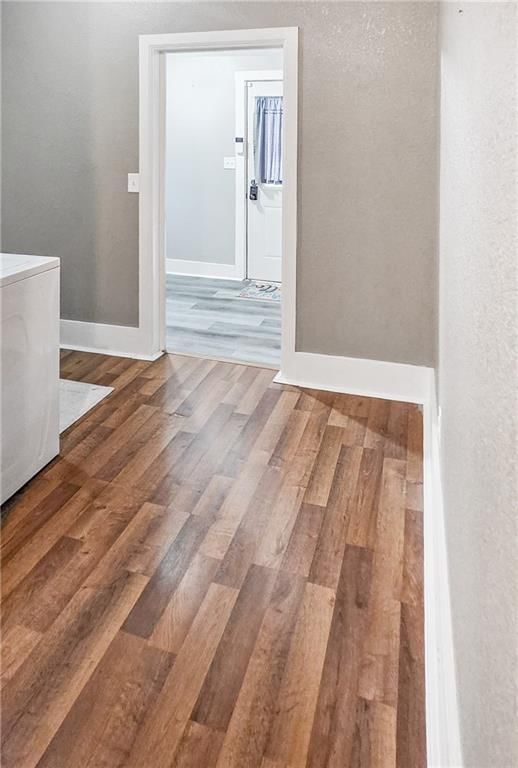111 W Clara Avenue — photo 38