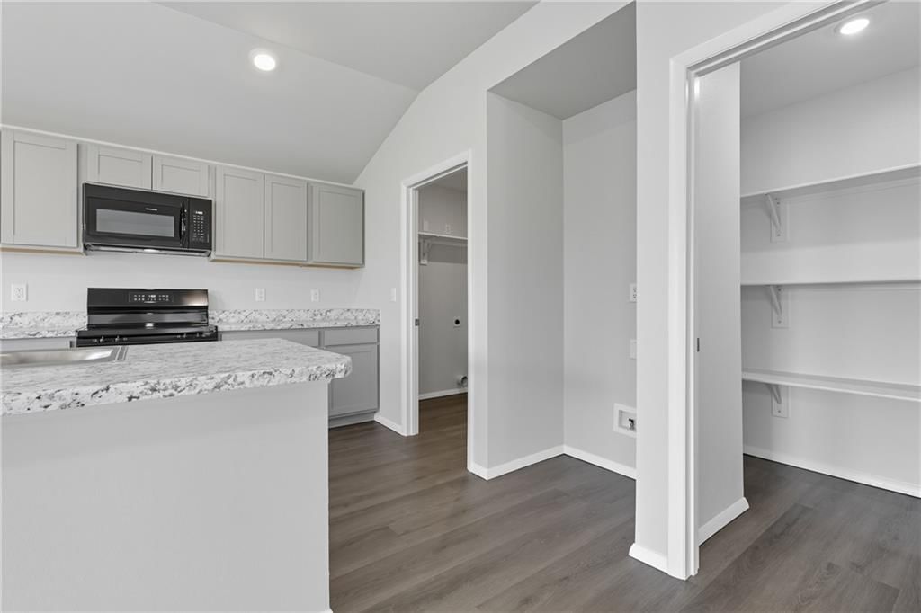 37839 W 207th Terrace — photo 9