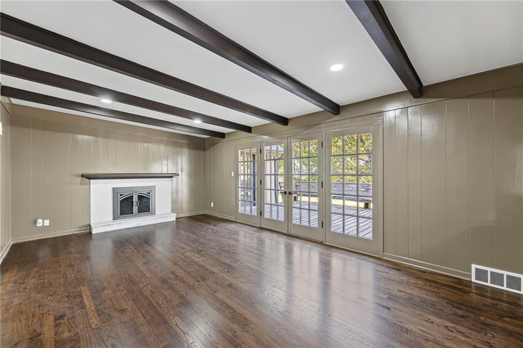 3210 S Crysler Avenue — photo 9