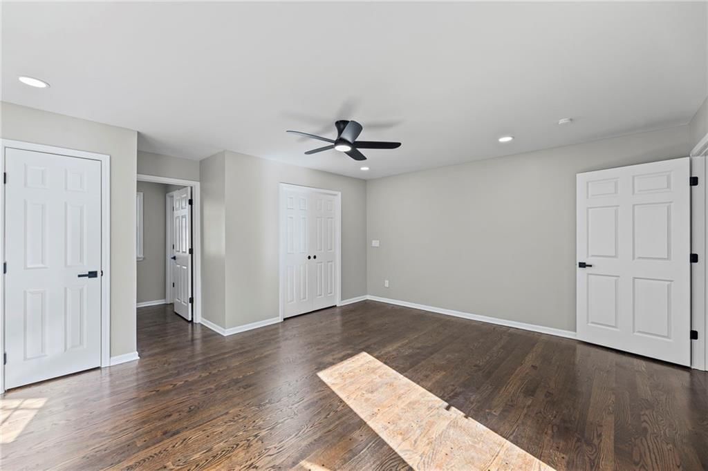 3210 S Crysler Avenue — photo 18