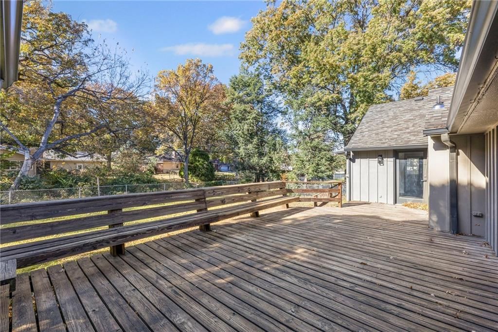 3210 S Crysler Avenue — photo 32