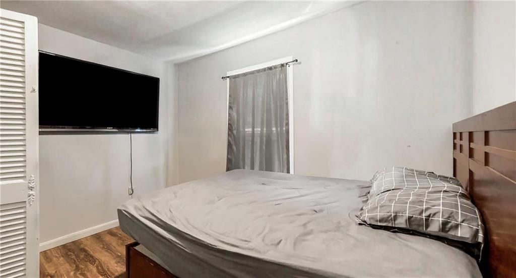 4032 Kensington Avenue — photo 4