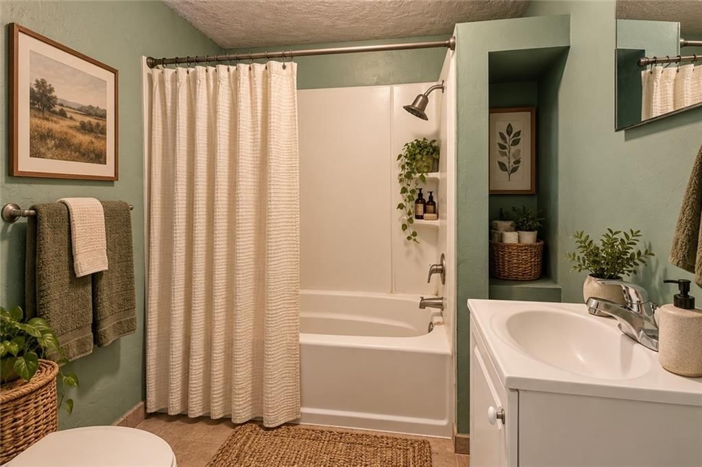 4032 Kensington Avenue — photo 12