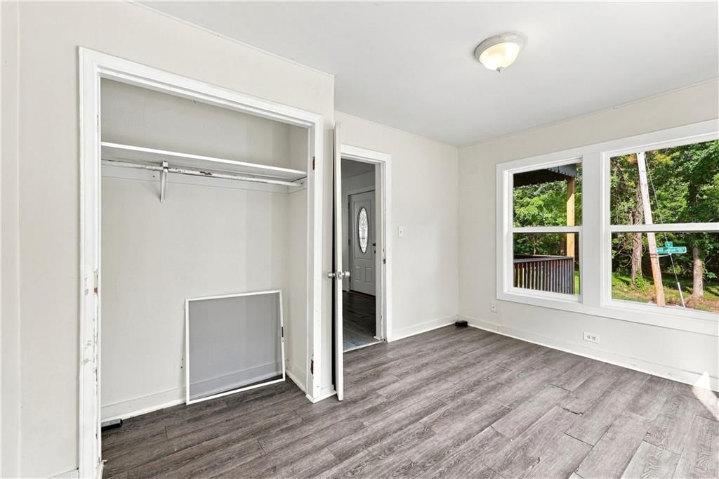 4032 Kensington Avenue — photo 15