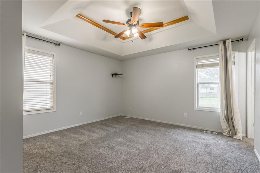 12505 E 58TH Terrace — photo 15
