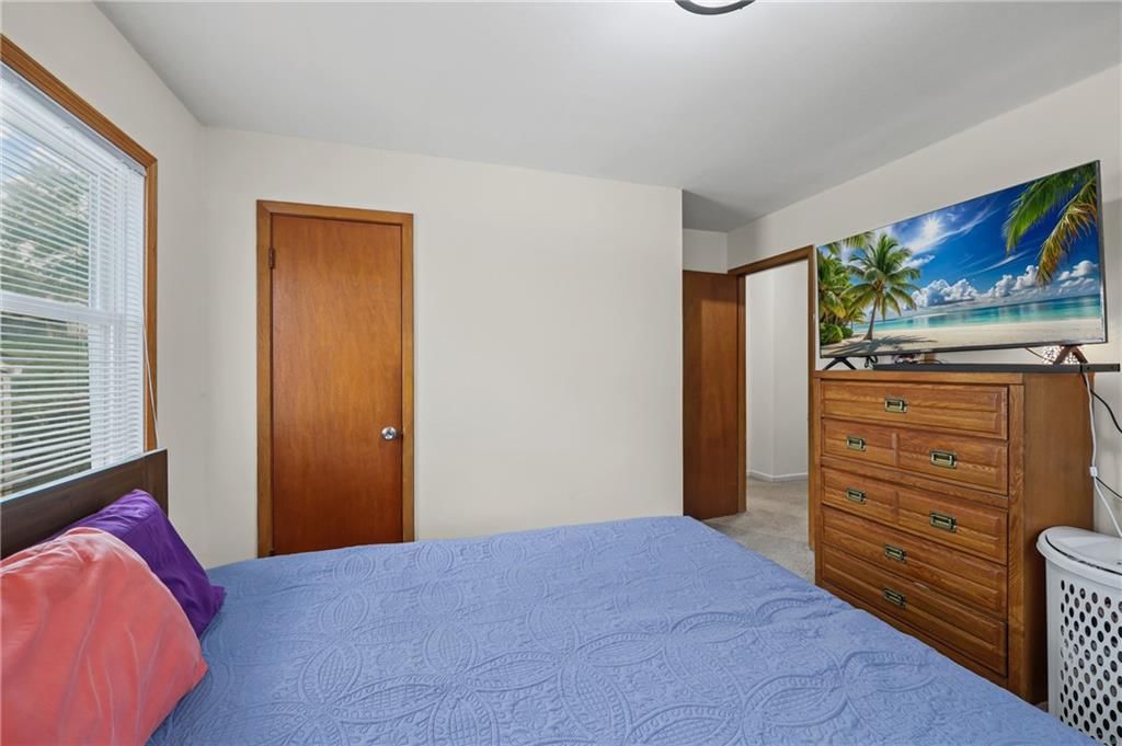 2515 S Arlington Avenue — photo 9