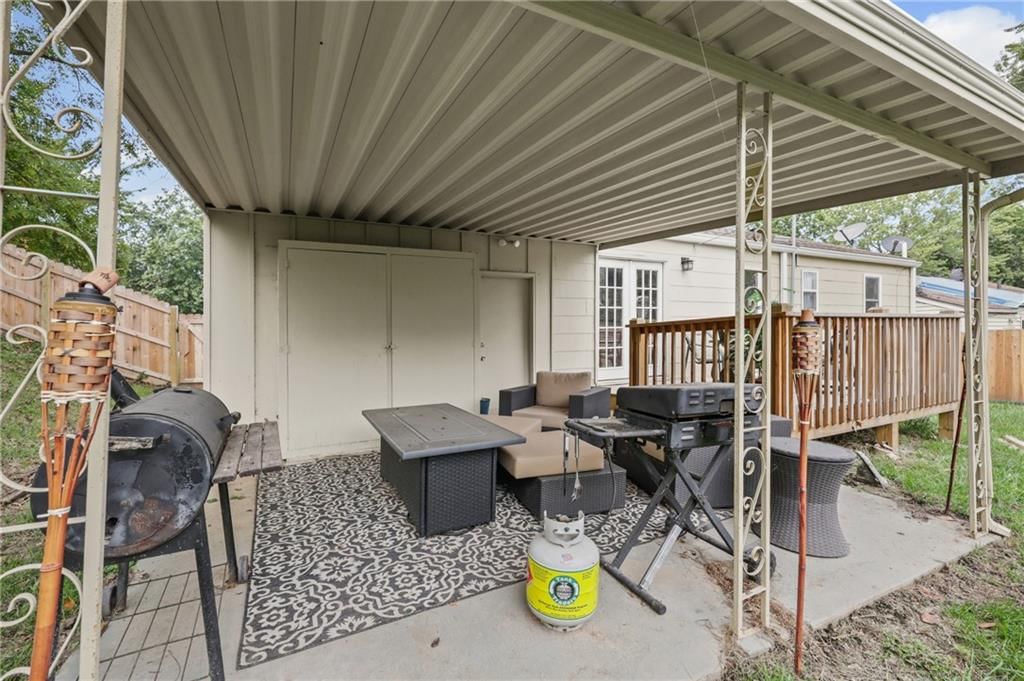 2515 S Arlington Avenue — photo 17
