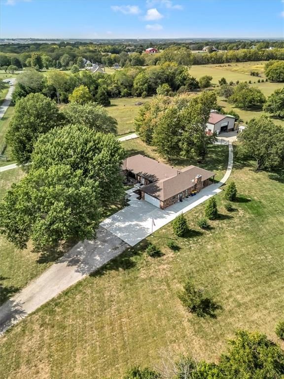 31150 W 102nd Street, De Soto, KS
