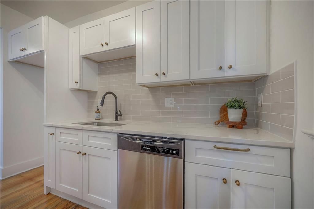 419 N 14th Street — photo 18