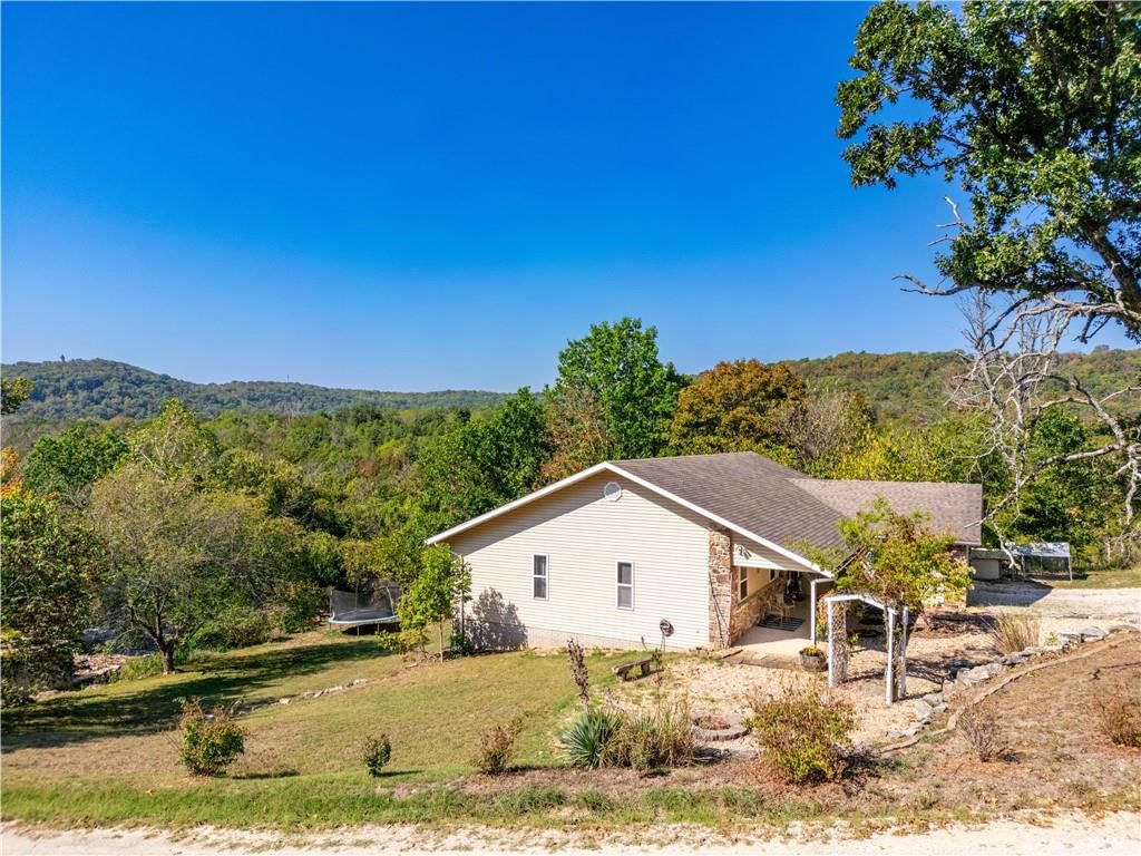 117 Blue Springs Lane — photo 40