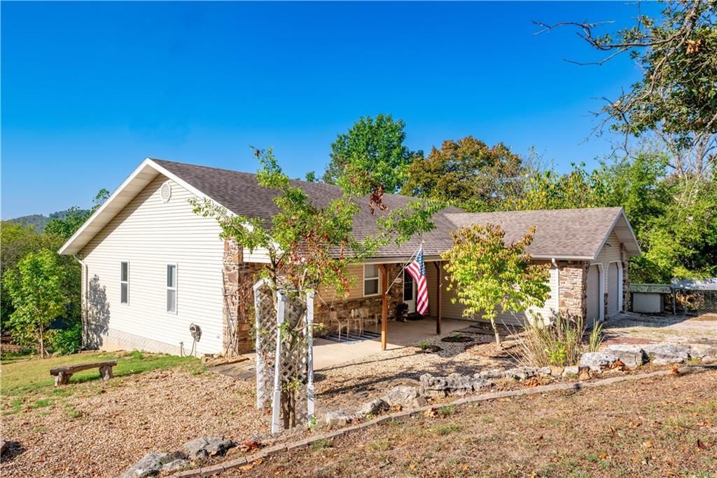117 Blue Springs Lane — photo 42