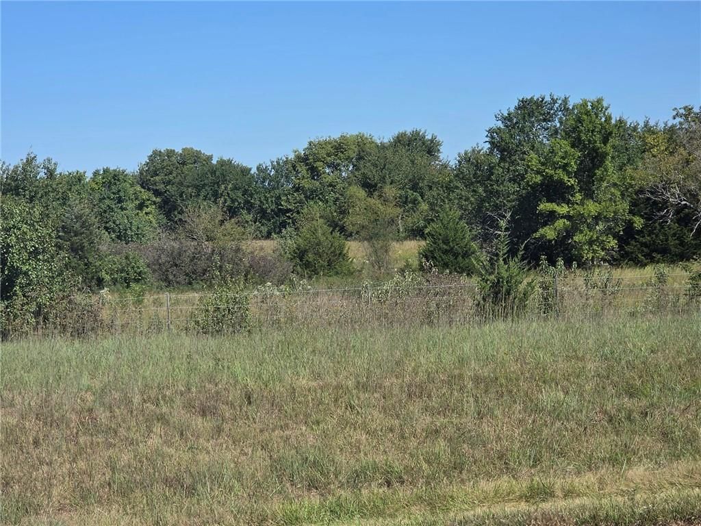 327th & Old KC Road — photo 10