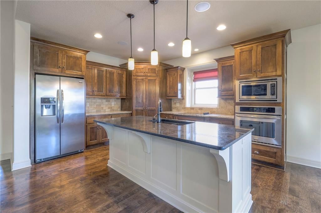 1317 NE Kenwood Drive — photo 10