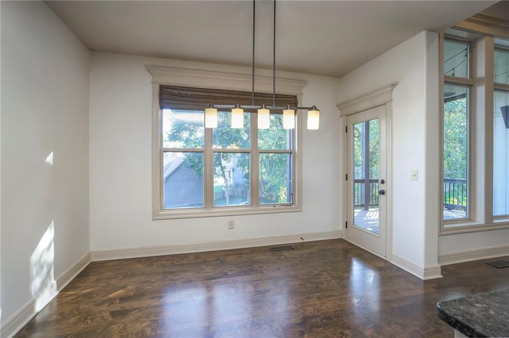 1317 NE Kenwood Drive — photo 14