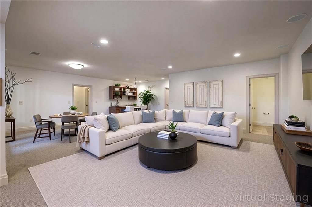 1317 NE Kenwood Drive — photo 38