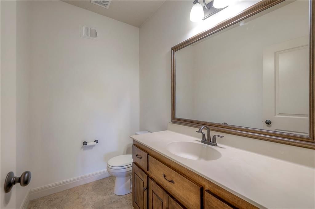 1317 NE Kenwood Drive — photo 42