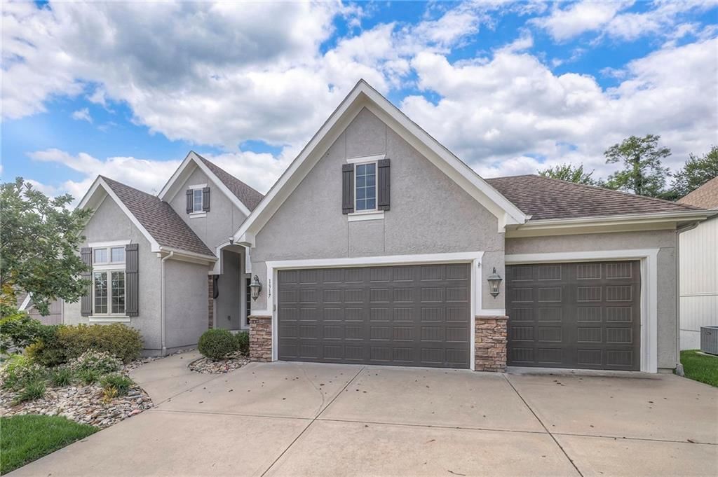 1317 NE Kenwood Drive — photo 60