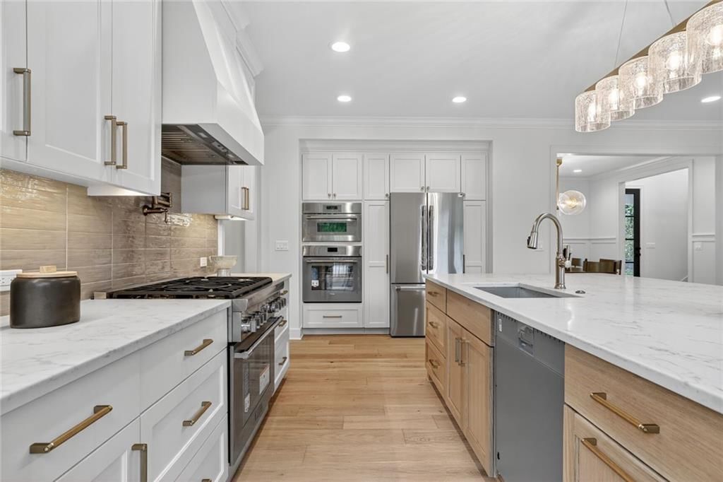 7616 Falmouth Street — photo 9