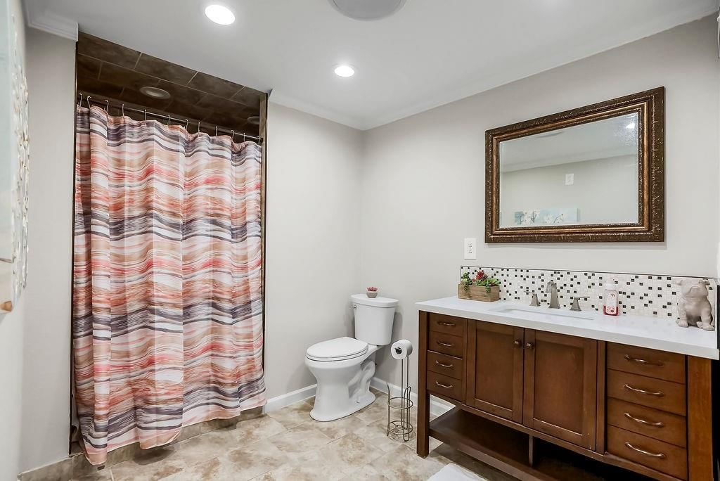 Photo 29 of 35 - 22605 W 56TH Street
