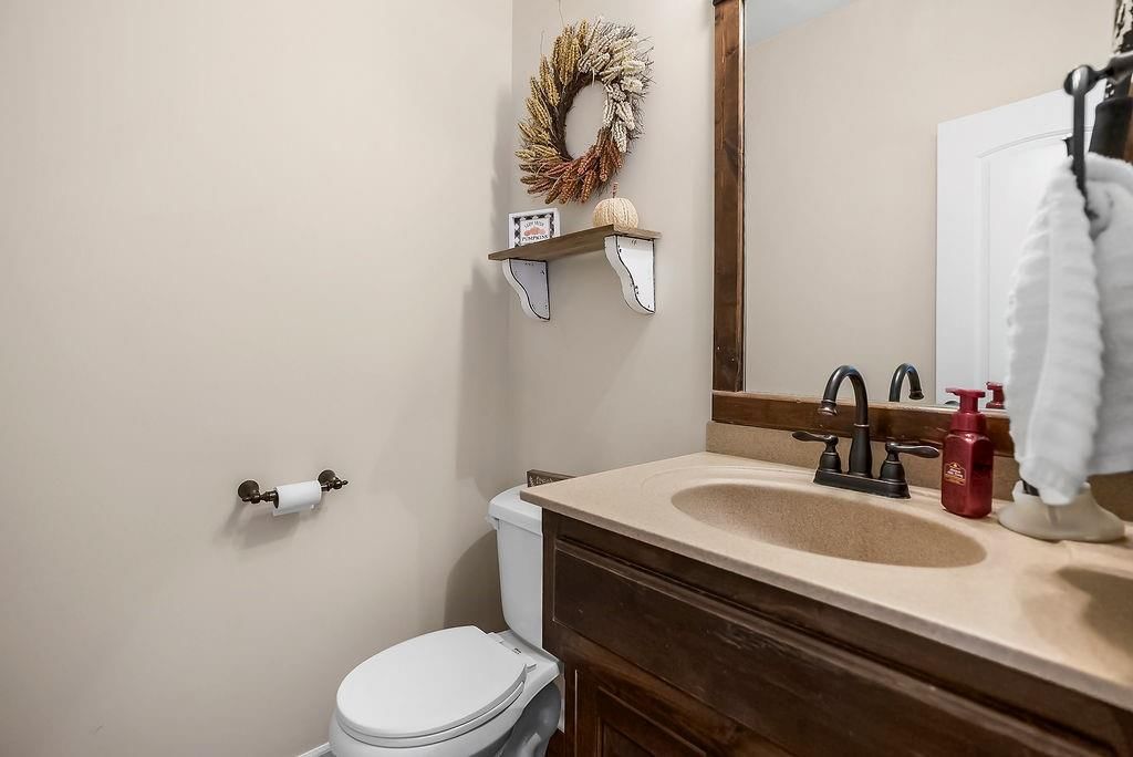 Photo 30 of 35 - 22605 W 56TH Street