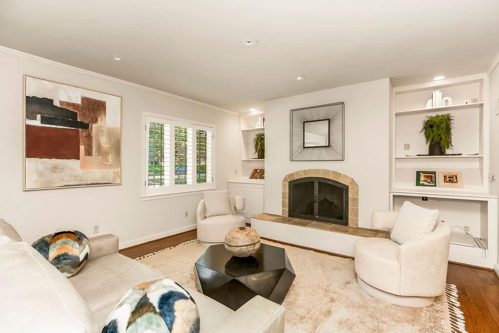 3209 W 68th Street — photo 9
