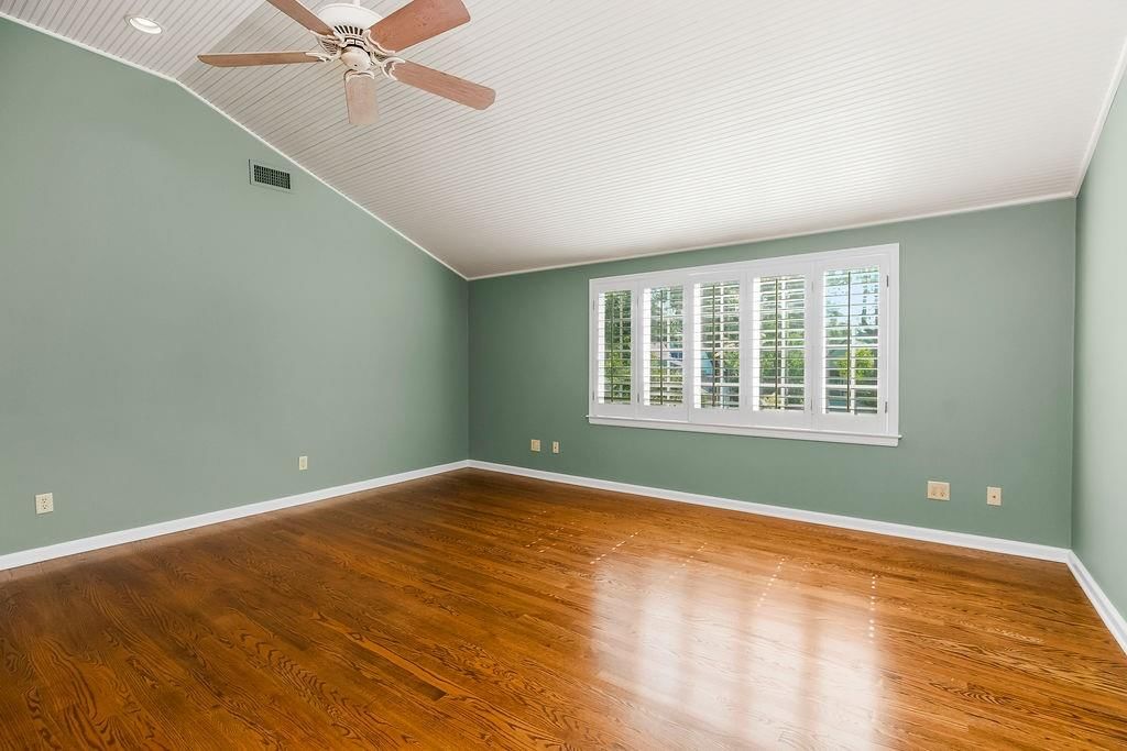 3209 W 68th Street — photo 16