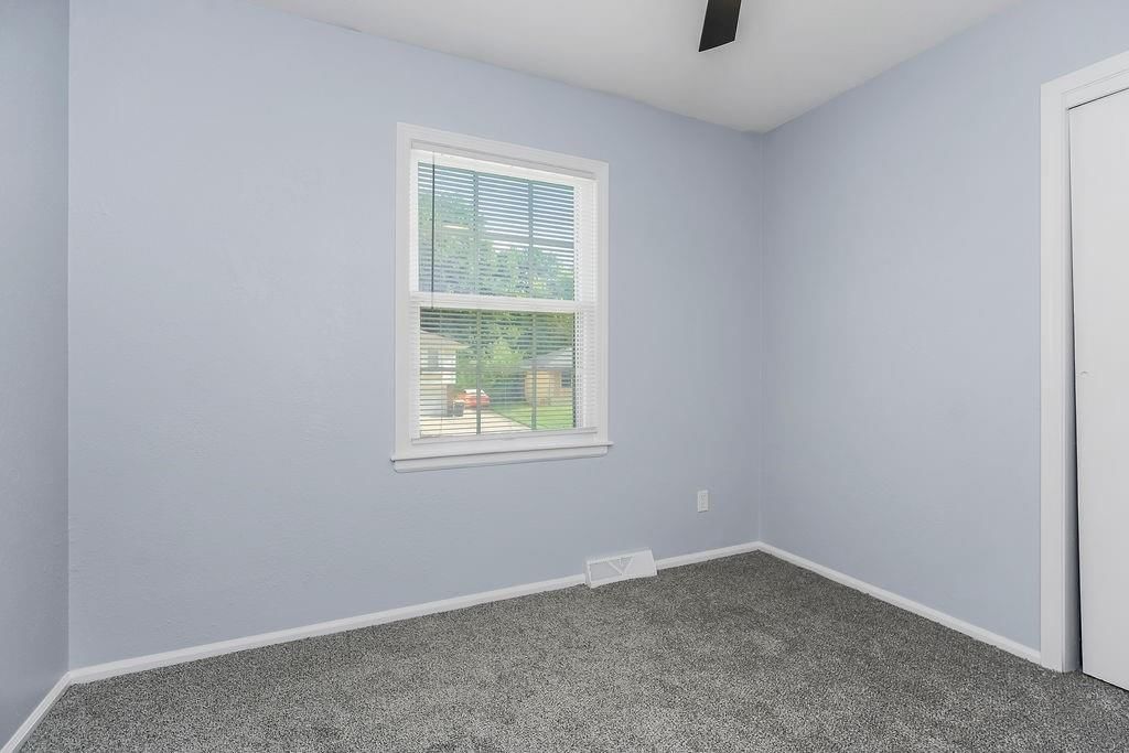 7501 E 118th Place — photo 16