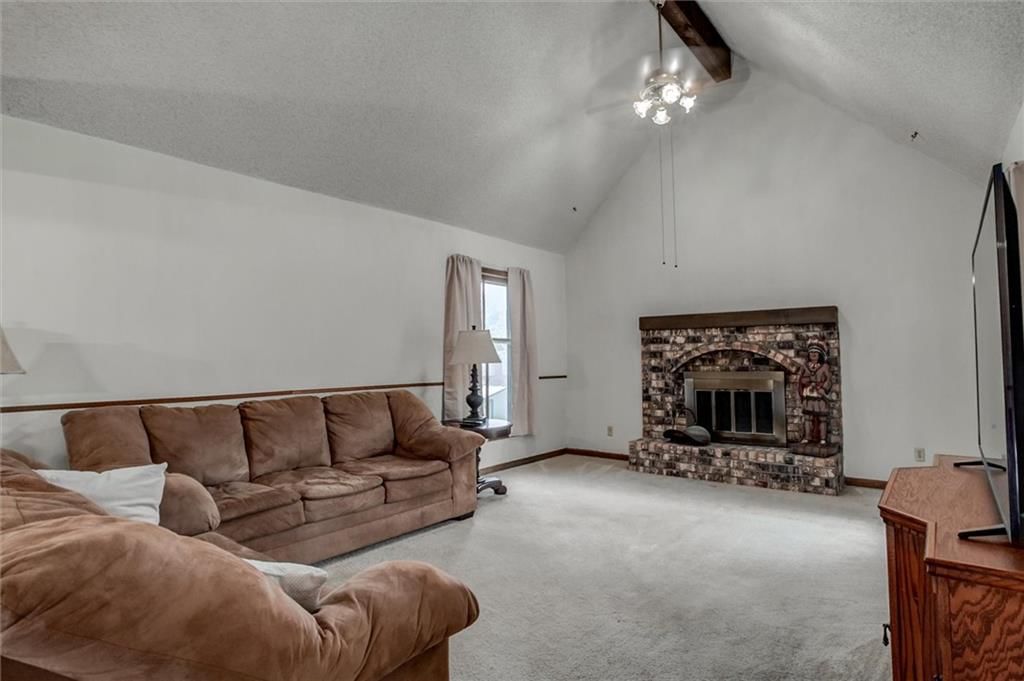 1218 Canterbury Lane — photo 11
