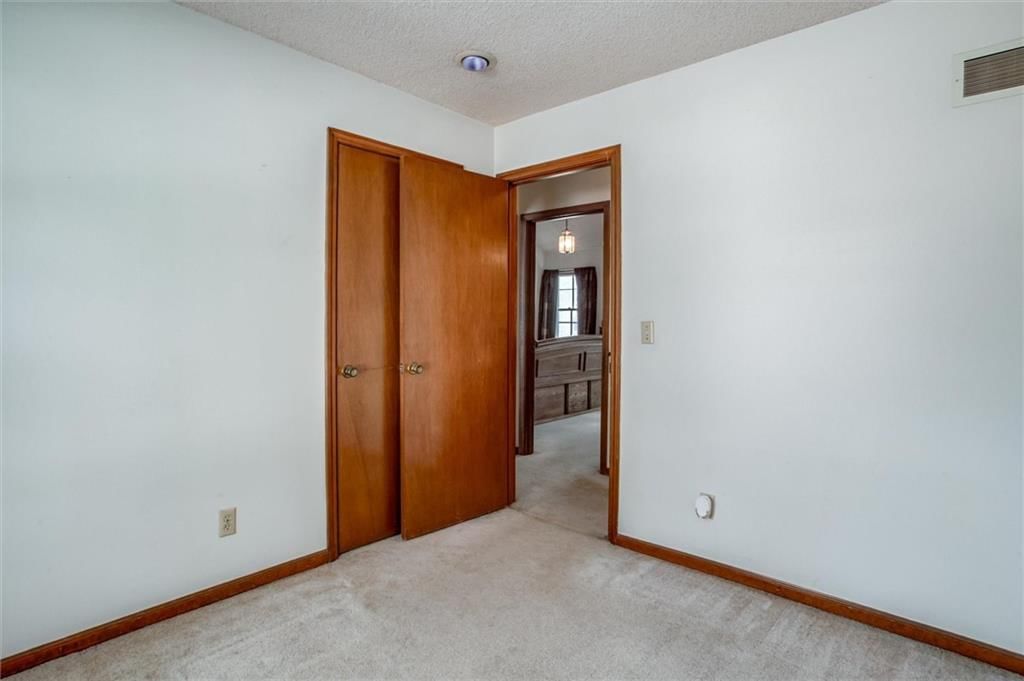 1218 Canterbury Lane — photo 33