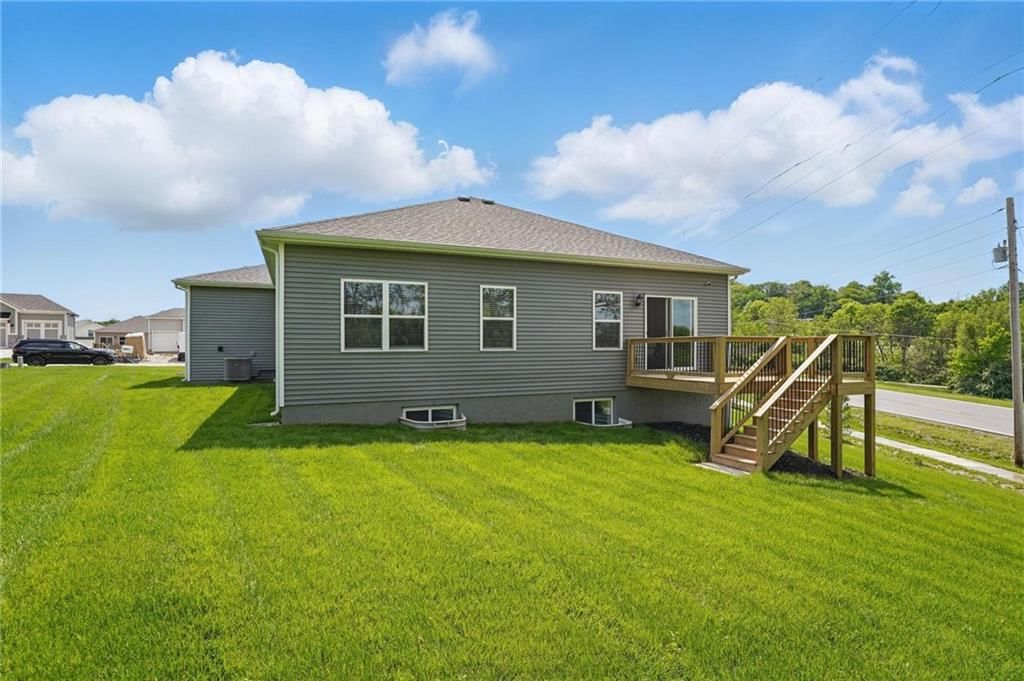 2609 Mercer Lane — photo 44