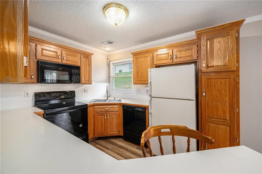 707 N Somerset Terrace — photo 9