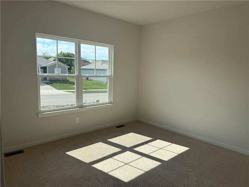 2210 Crestview Place — photo 7
