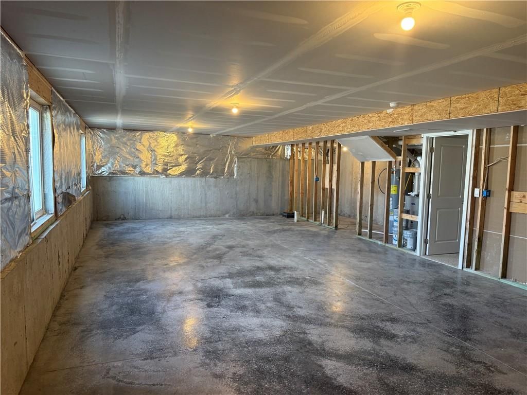 2210 Crestview Place — photo 15