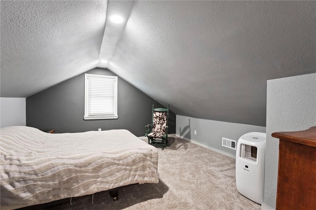 Photo 16 of 35 - 509 N Ridge Avenue