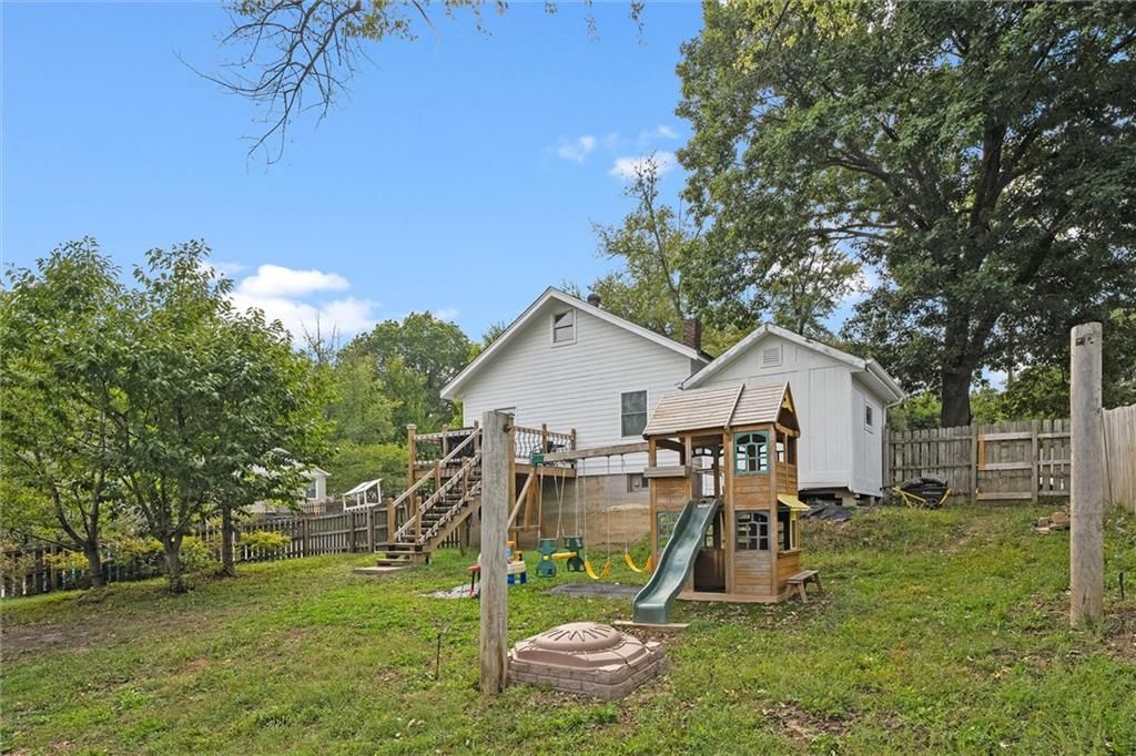 Photo 27 of 35 - 509 N Ridge Avenue