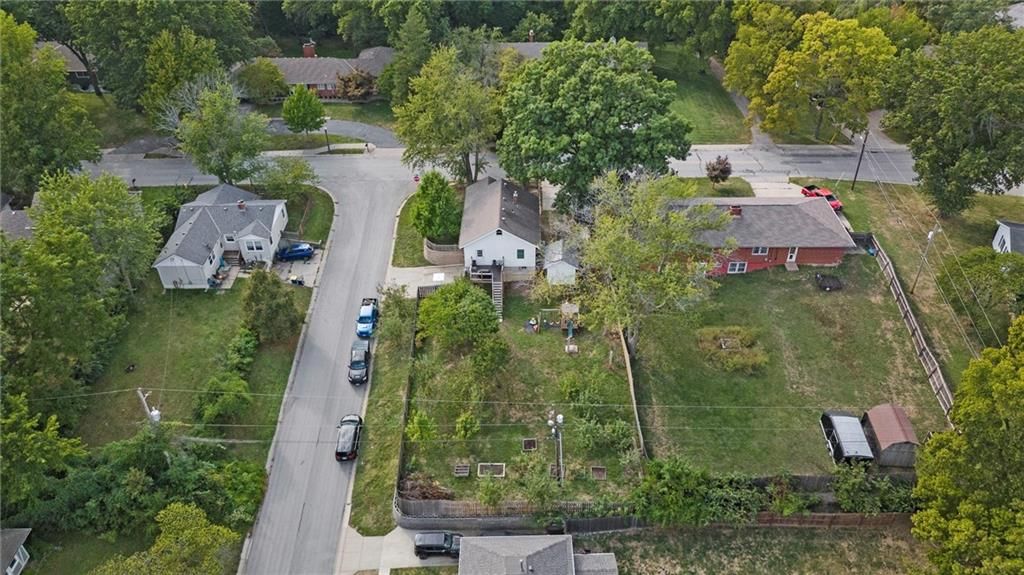 Photo 32 of 35 - 509 N Ridge Avenue
