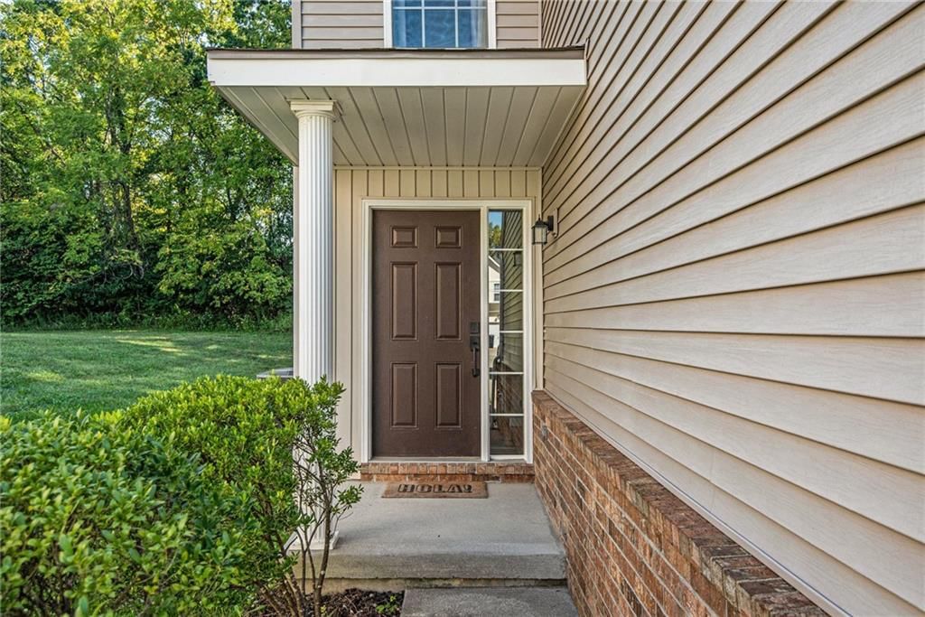 Photo 3 of 25 - 4031 N Hardesty Avenue