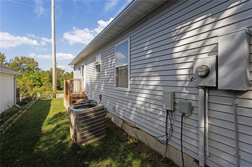 15103 E Truman Road — photo 27