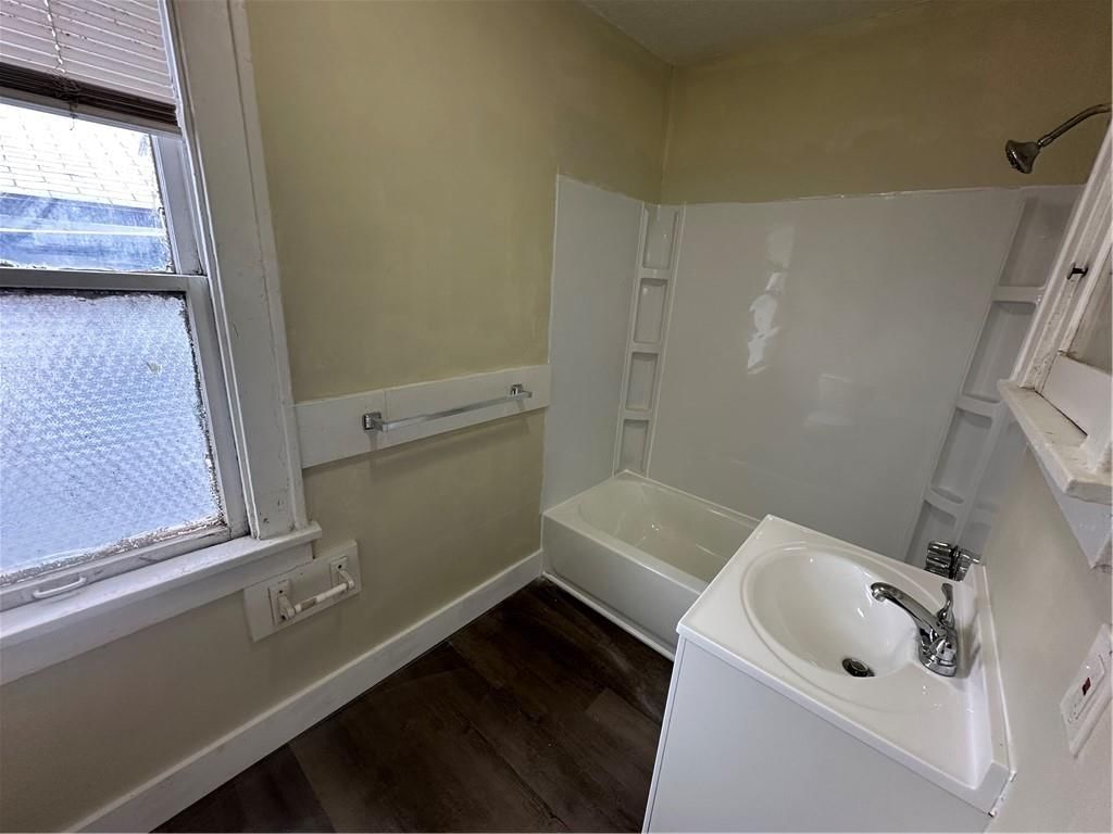 5107 Olive Street — photo 10