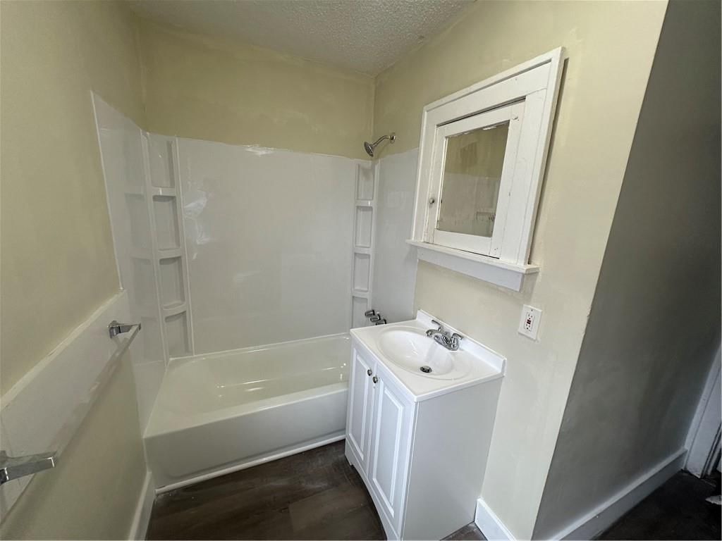 5107 Olive Street — photo 11
