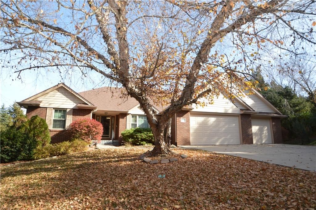 1010 SW Ottawa Trail, Topeka, KS