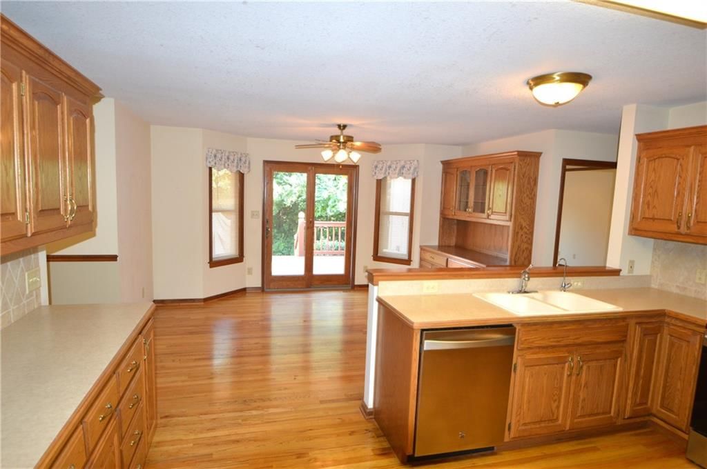 1010 SW Ottawa Trail — photo 7