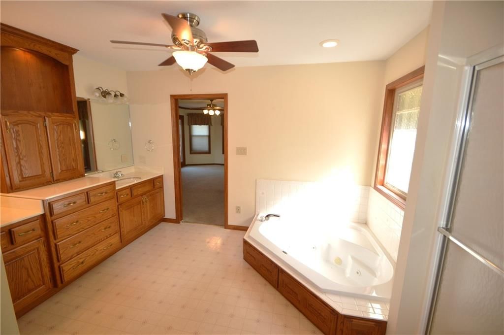 1010 SW Ottawa Trail — photo 14