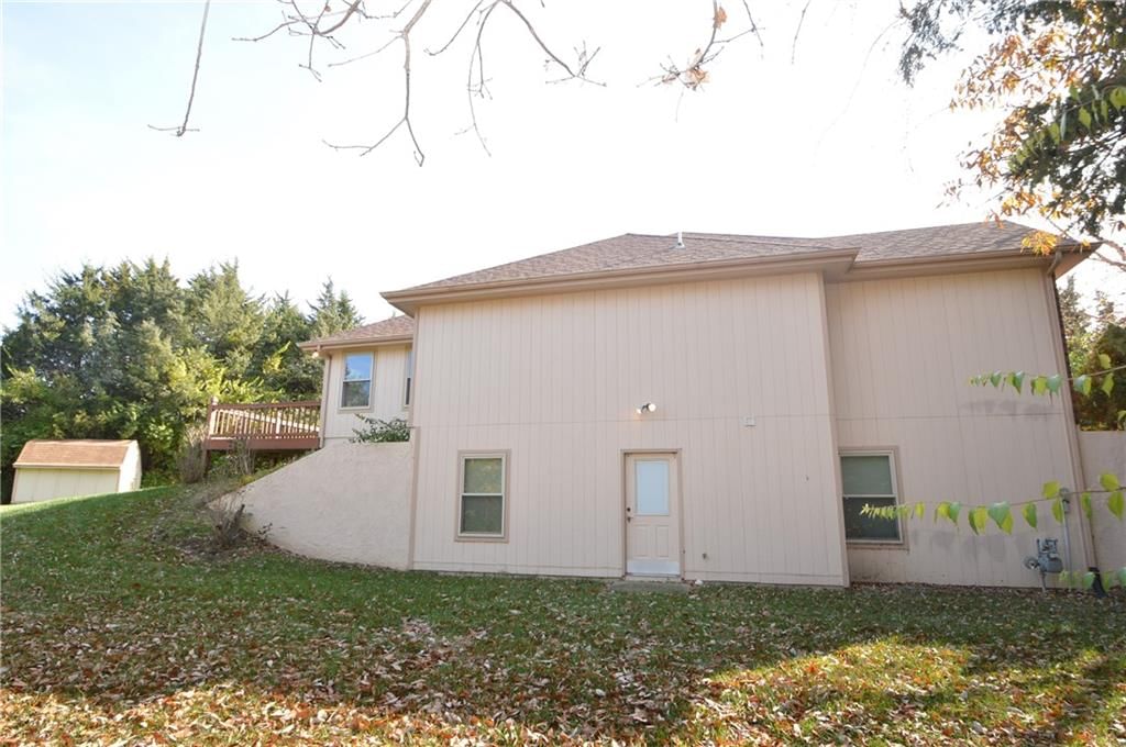 1010 SW Ottawa Trail — photo 28