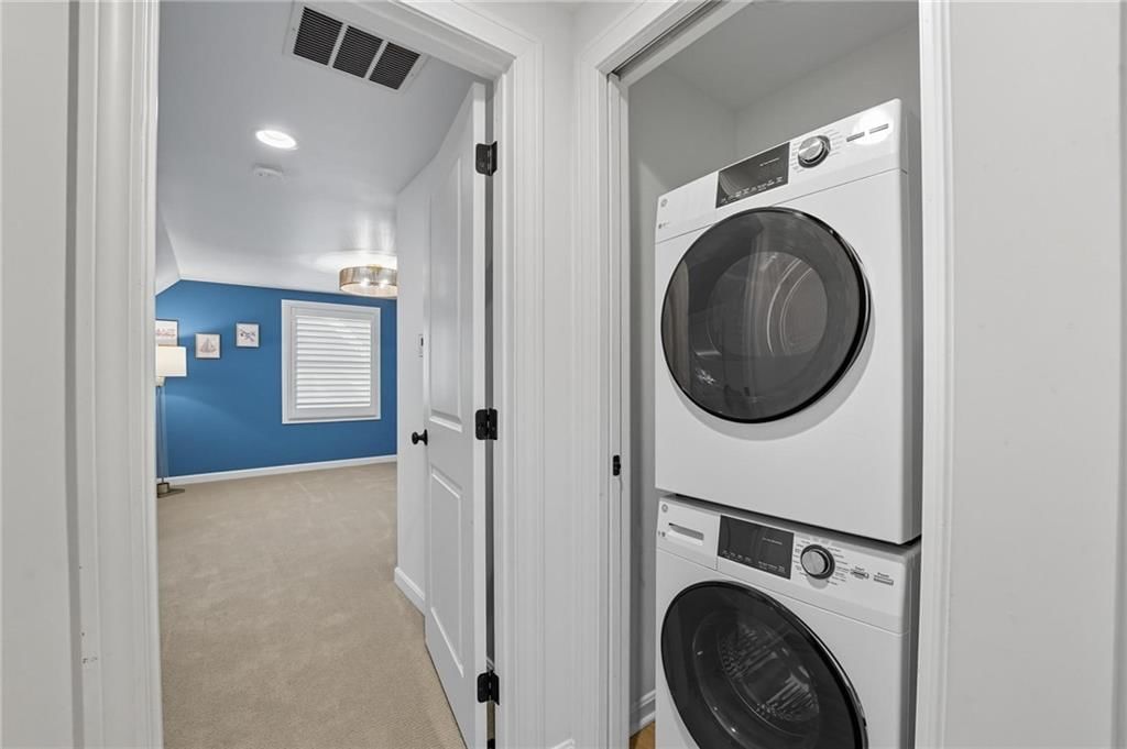 Photo 32 of 59 - 4805 W 69th Street