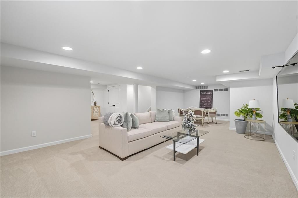 Photo 45 of 59 - 4805 W 69th Street