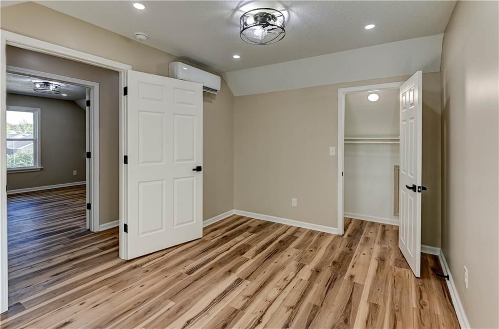 108 N McCart Street — photo 30