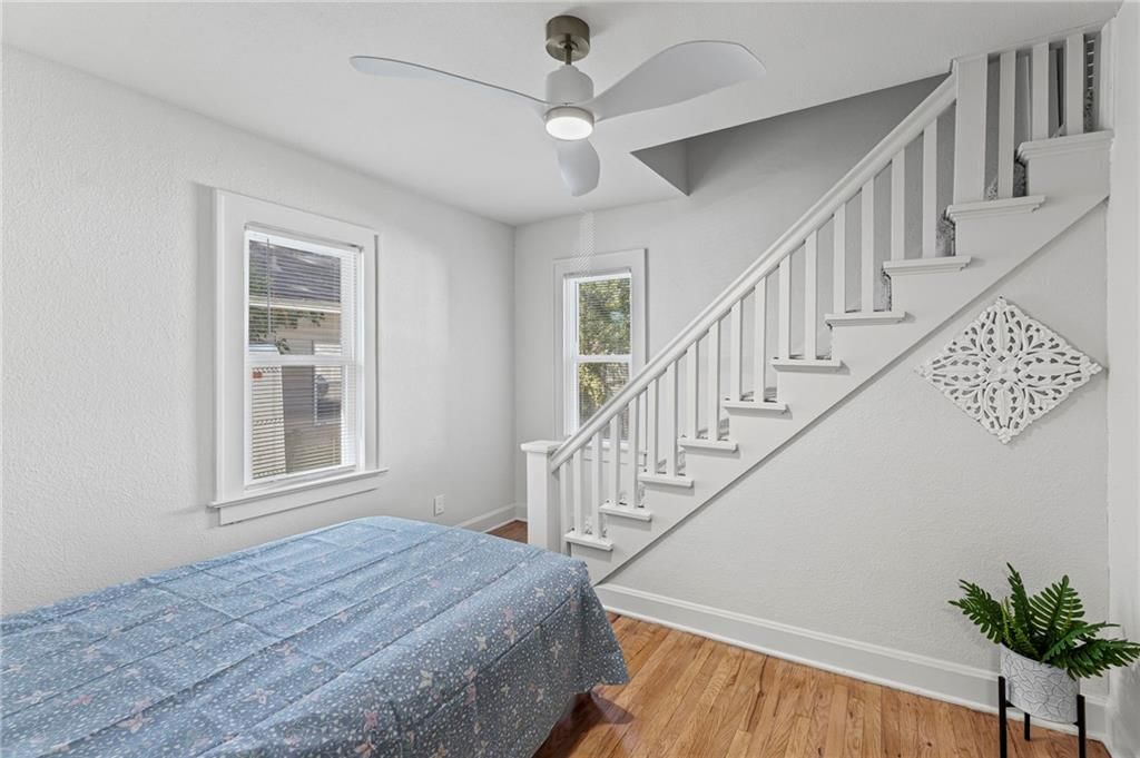 1864 Glendale Avenue — photo 15